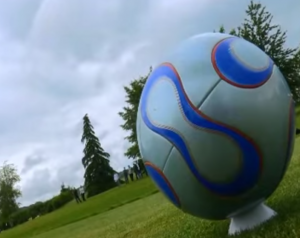 Découvre le footgolf