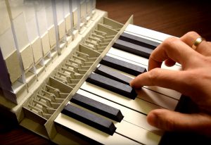 Jouer sur un orgue… en papier