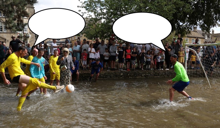Joueurs de soccer sur un terrain inondé