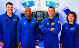 Jeremy Hansen, Victor J. Glover, Gregory Reid Wiseman et Christina Koch