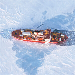 Monte à bord du brise-glace Amundsen